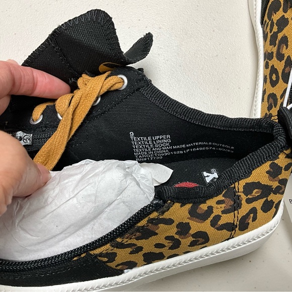 Billy Footwear Kids Little Girl’s Black Cheetah Print Low top Sneaker Shoes - Picture 3 of 7